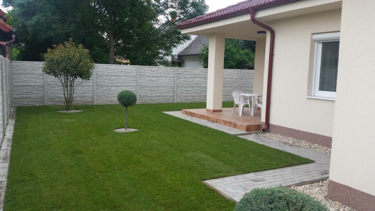 Rekreacny Dom Flora Villa Veľký Meder Bagian luar foto